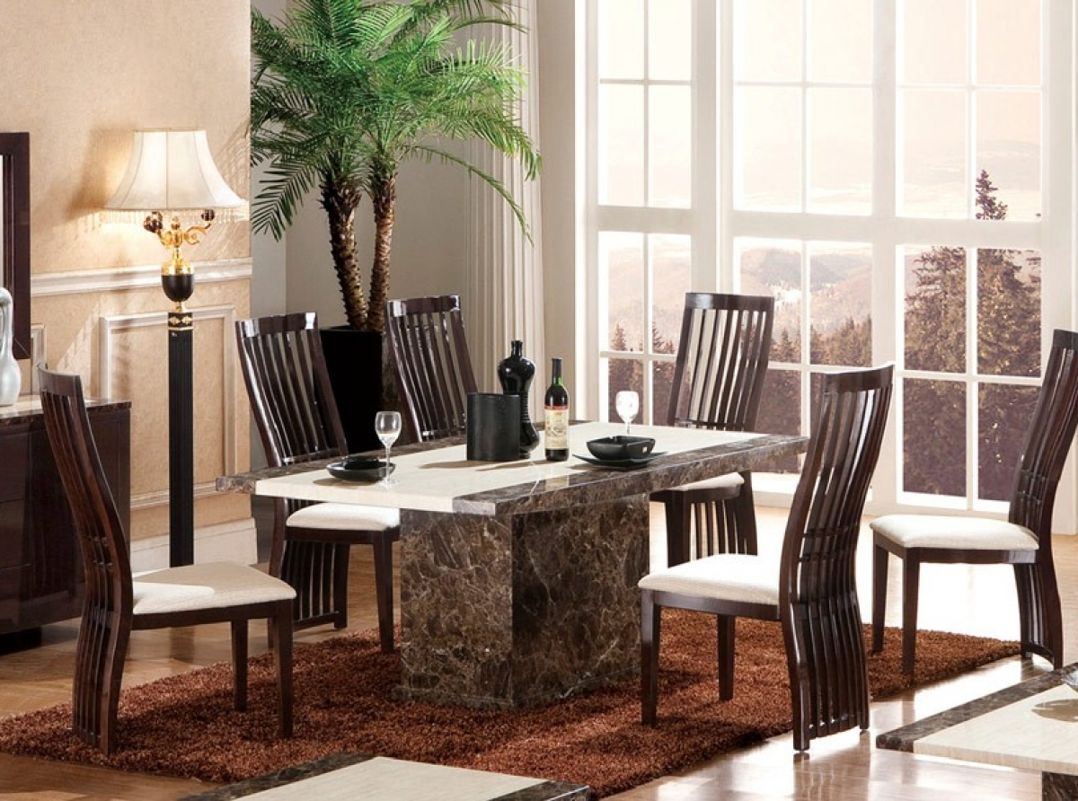 Modern Furniture for a Sleek and Elegant Dining Room